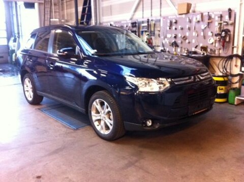 Mitsubishi Outlander 2.0 ClearTec Instyle 2WD