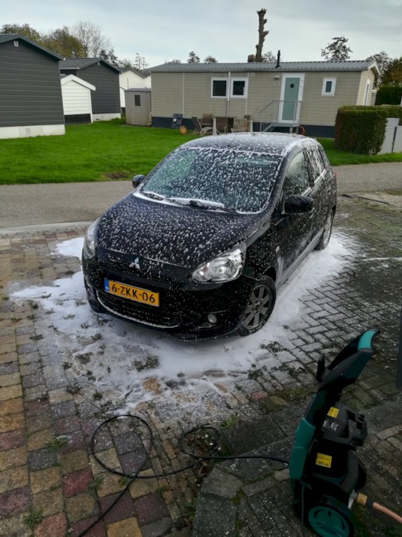 Mitsubishi Space Star 1.2 Instyle (2015)