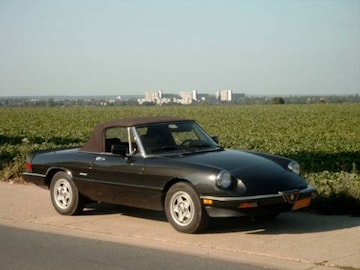 Alfa Romeo Spider 2.0 (1985)