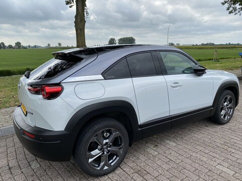 Mazda MX-30 First Edition