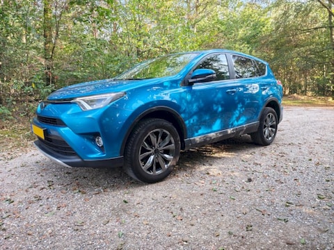 Toyota RAV4 2.5 Hybrid 2WD First Edition