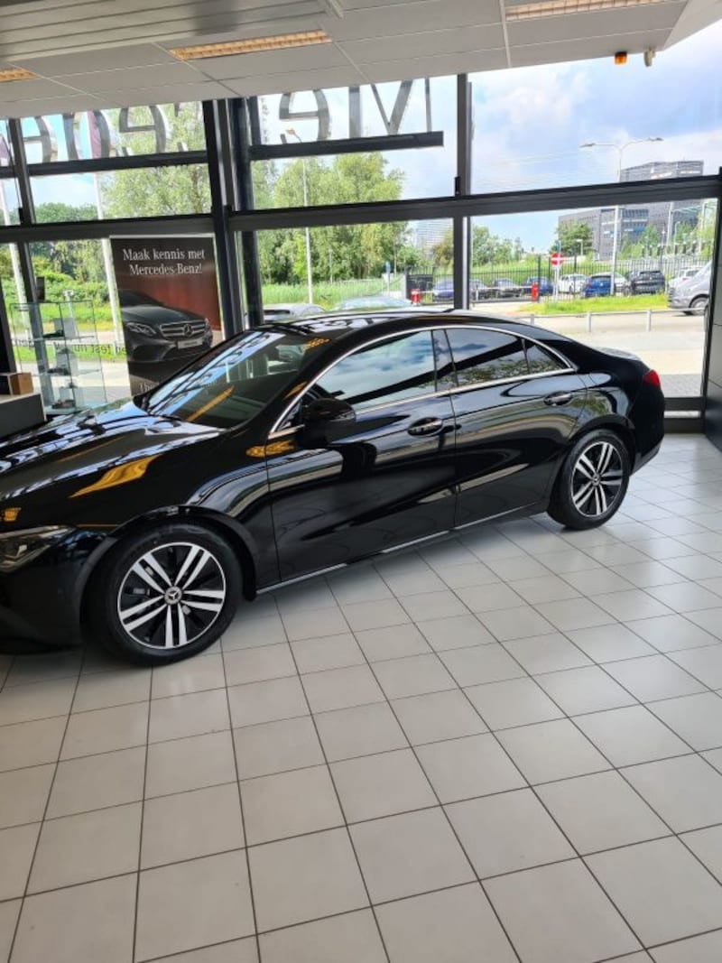 Mercedes-Benz CLA 180 d Business Solution Luxury (2020)