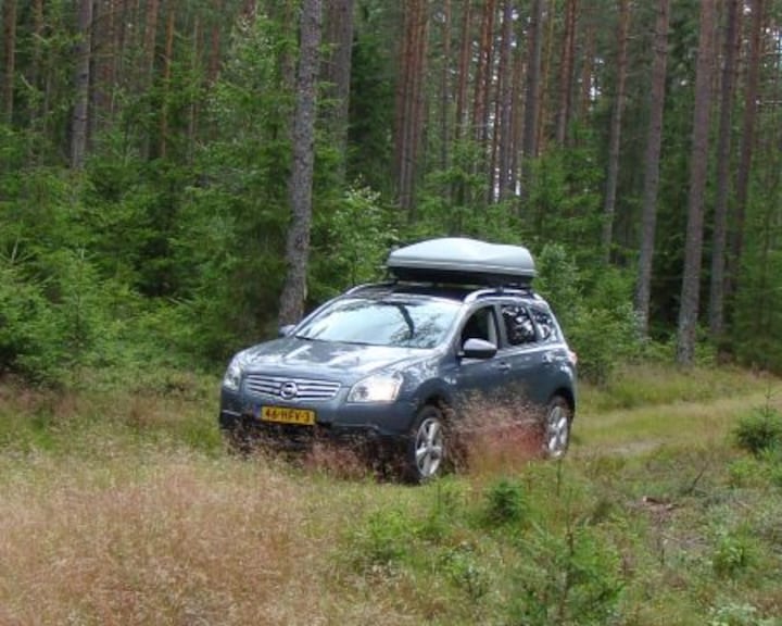 Nissan Qashqai+2 2.0 Optima (2009)