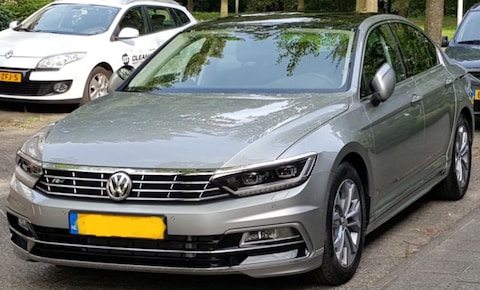 Volkswagen Passat 1.6 TDI 120pk Business Edition R (2015)