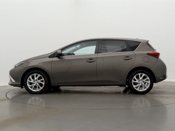 Toyota Auris 1.2T Dynamic (2017)