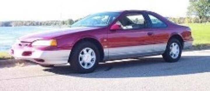 Ford Thunderbird V8 LX