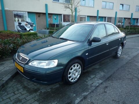 Honda Accord 2.0i LS (1999)