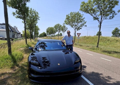 Porsche Taycan 4S