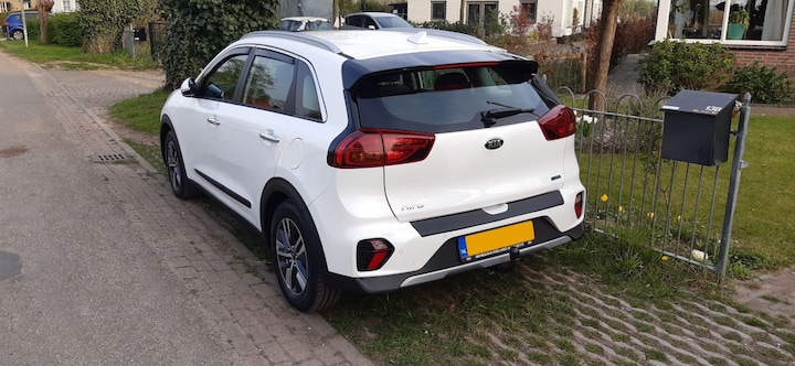 Kia Niro 1.6 GDi Hybrid DynamicLine (2020)