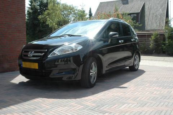 Honda FR-V 2.2i-CTDi Comfort (2006)