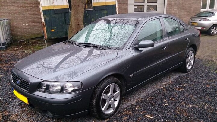 Volvo S60 2.4 140pk Edition (2004)