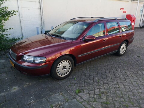 Volvo V70 2.4 T