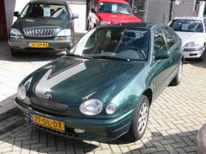 Toyota Corolla 1.6 Linea Luna (1999)