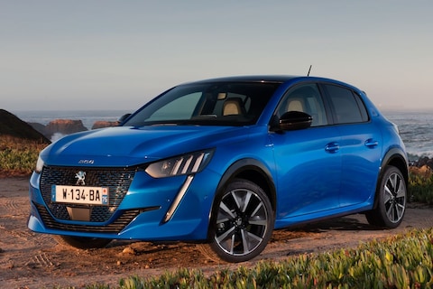 Peugeot e-208 GT Pack EV 50kWh 136