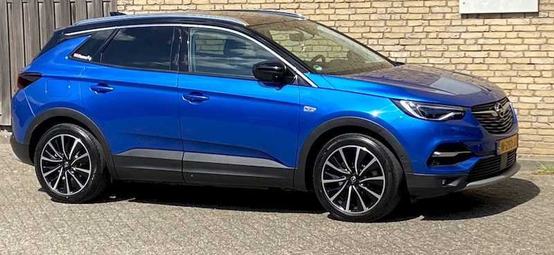 Opel Grandland X 1.6 Turbo Hybrid4 300pk Ultimate (2020)
