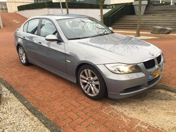 BMW 320d Dynamic Executive (2005)