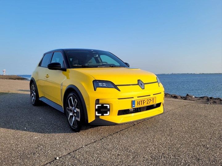 Renault 5 E-TECH comfort range techno (2025)