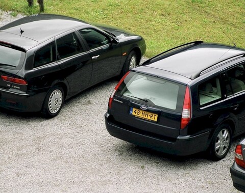 Ford Mondeo 2.0 TDdi 115pk Ghia