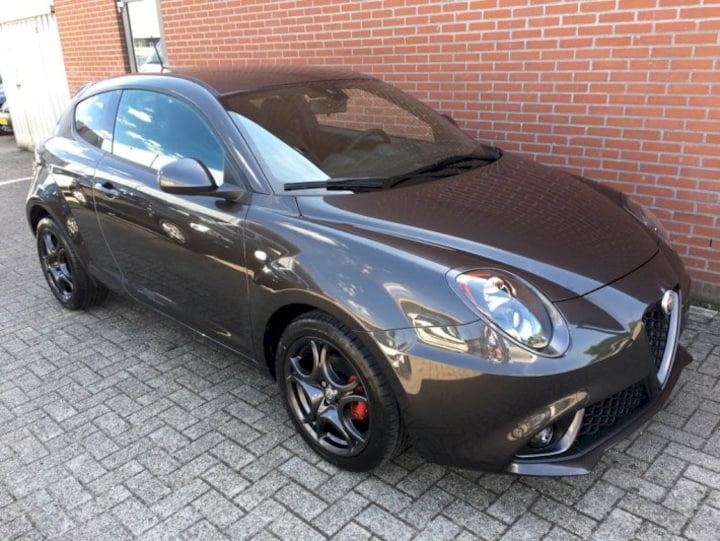 Alfa Romeo Mito 1.4 Super (2017)