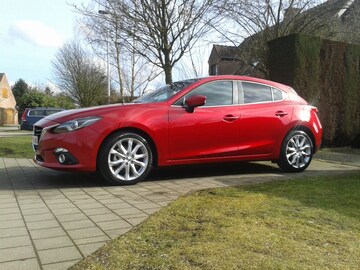 Mazda 3 SkyActiv-G 2.0 165 GT-M (2015)