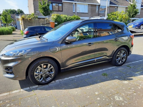 Ford Kuga 2.5 PHEV ST-Line X
