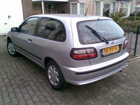 Nissan Almera 2.0 D GX (1999)