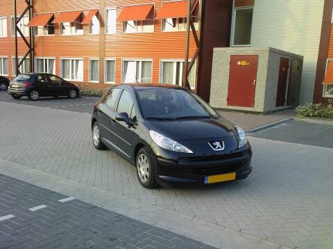 Peugeot 207 XR 1.4 HDi (2007)