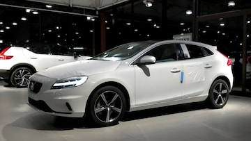 Volvo V40 T4 Business Sport (2018)
