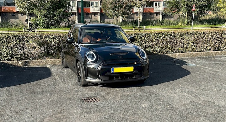Mini Electric Business Edition (2022)