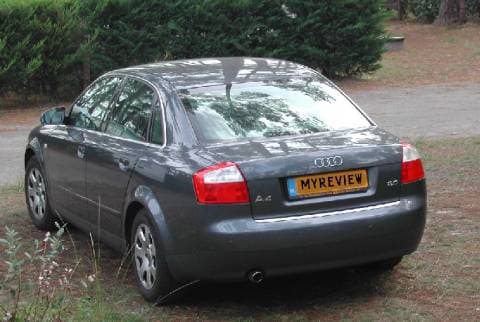 Audi A4 2.0 5V Pro Line (2003)