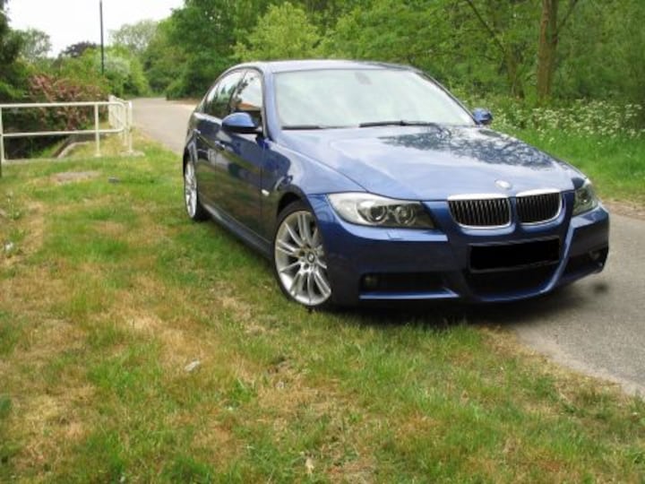 BMW 330d Dynamic Executive (2005)