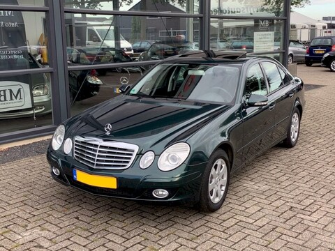Mercedes-Benz E 200 Kompressor Classic