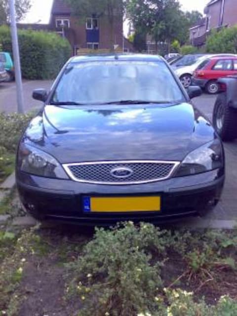 Ford Mondeo 2.0 TDCi 130pk Collection (2002)