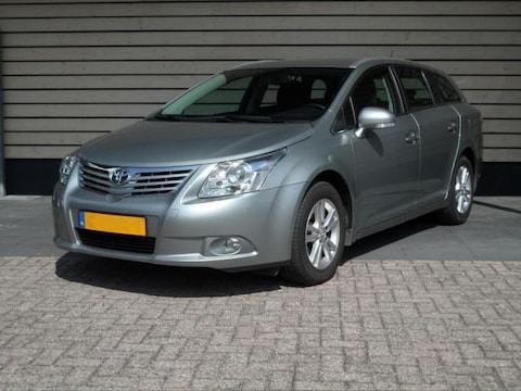 Toyota Avensis Wagon 1.8 VVT-i Dynamic