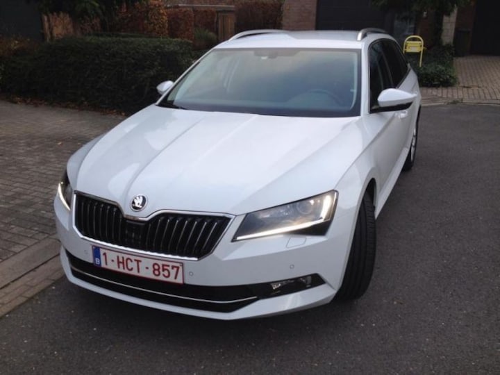 Skoda Superb Combi 1.6 TDI Greentech Style (2015)