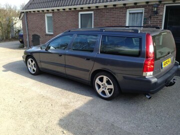 Volvo V70 2.4 D5 (2002)