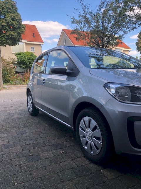 Volkswagen Up 1.0 60pk move up!