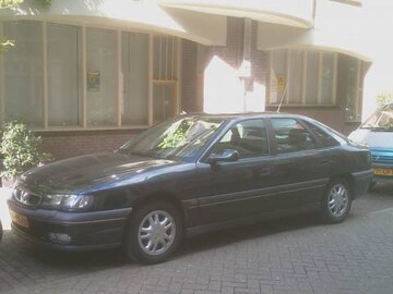 Renault Safrane RXT 2.5 (1997)