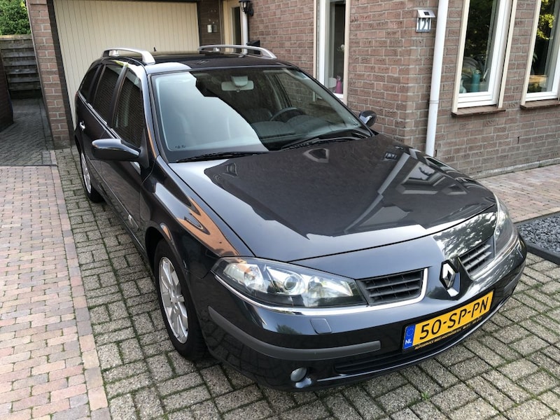 Renault Laguna Grand Tour 2.0 Turbo 16V 170pk Privilège (2006)