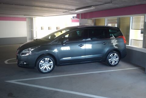 Peugeot 5008 Blue Lease Executive 2.0 HDiF (2010)
