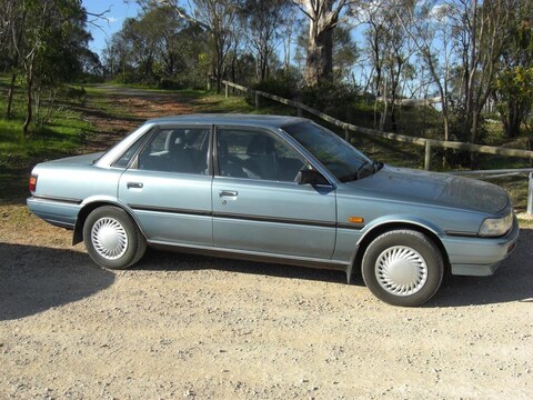 Toyota Camry 2.0 XLi