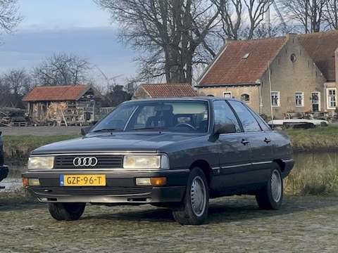 Audi 200 Turbo (1984)