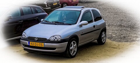 Opel Corsa 1.2i-16V Sport