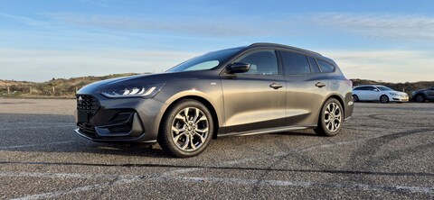 Ford Focus Wagon 1.0 EcoBoost 125pk Hybrid ST Line X