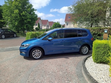 Volkswagen Touran 1.6 TDI 110pk Connected Series (2016)