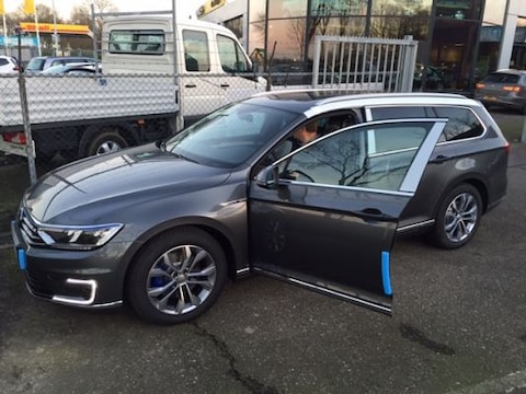 Volkswagen Passat Variant 1.4 TSI PHEV GTE Highline (2015)