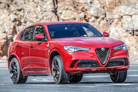 Alfa Romeo Stelvio 2.9 V6 AWD Quadrifoglio (2018)