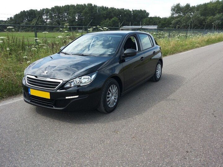 Peugeot 308 Access 1.6 BlueHDi 120 (2014)