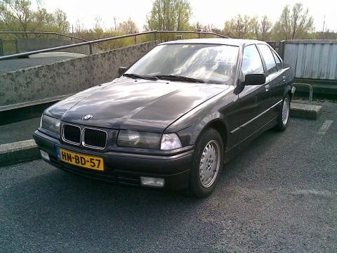 BMW 318i Executive (1994)
