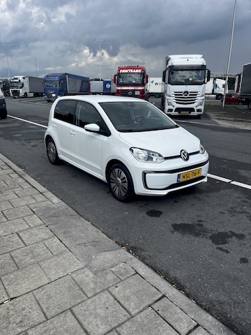 Volkswagen e-Up Style (2022)